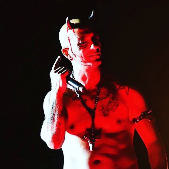 666